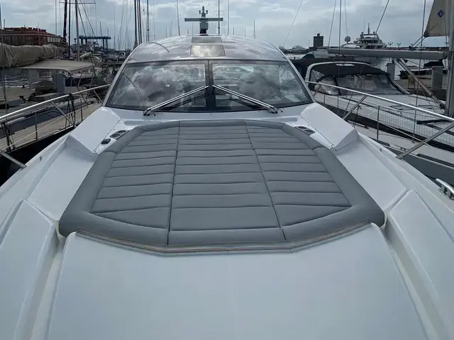 Sunseeker Predator 57