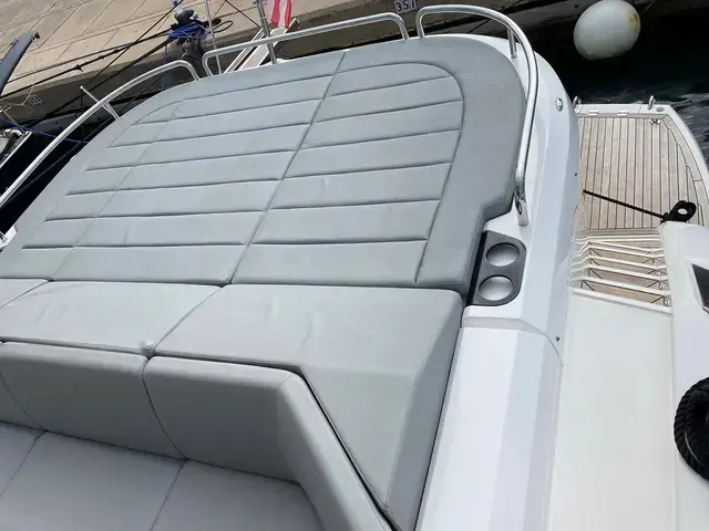 Sunseeker Predator 57