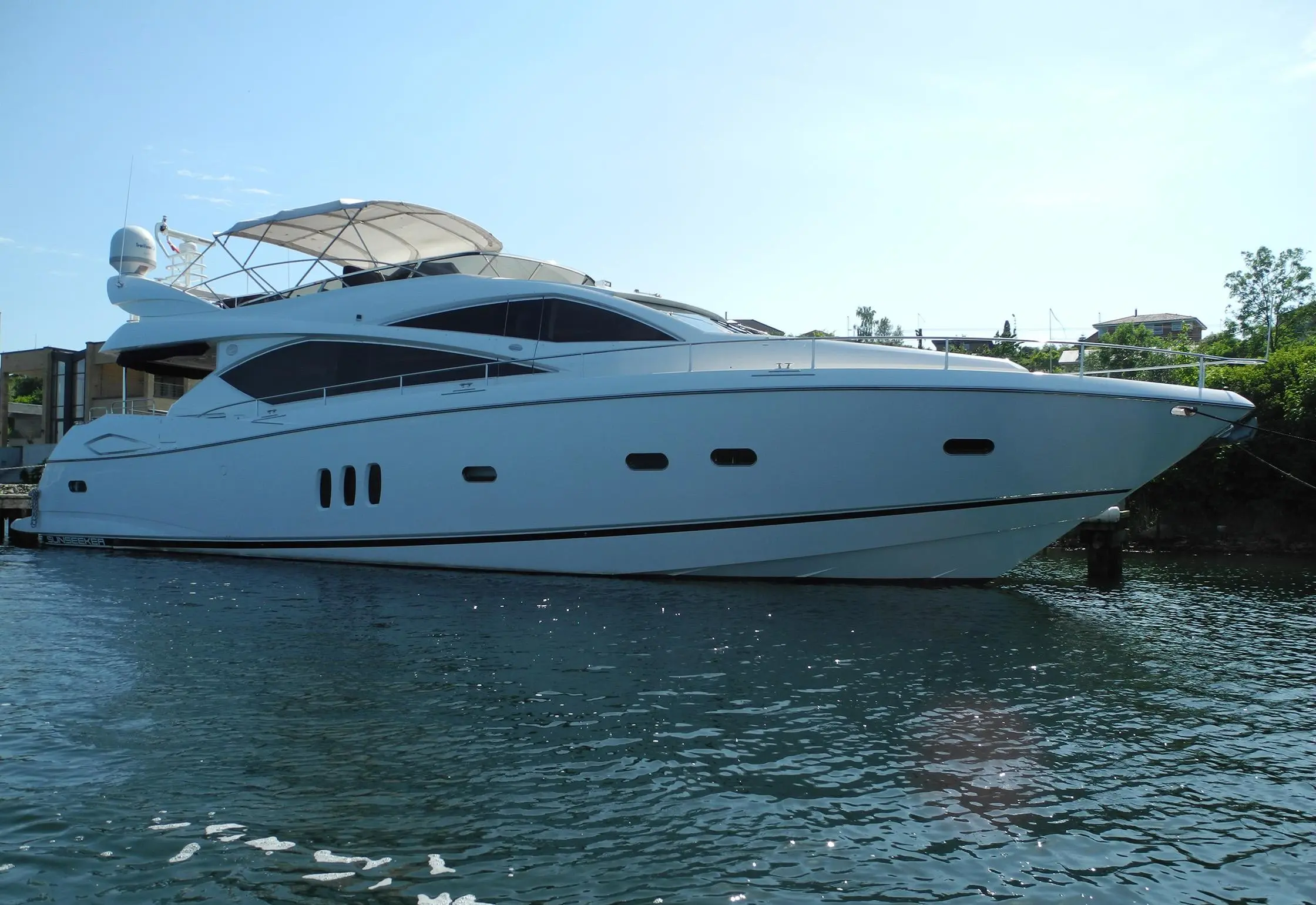 2006 Sunseeker yacht 75