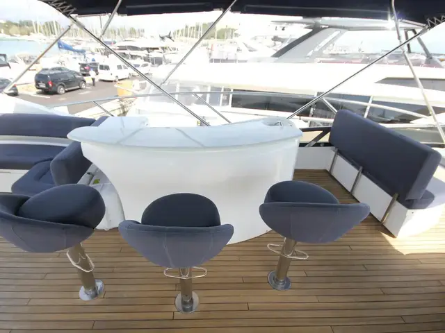 Sunseeker Yacht 75