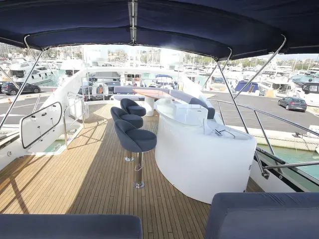 Sunseeker Yacht 75