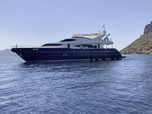 Custom 28M