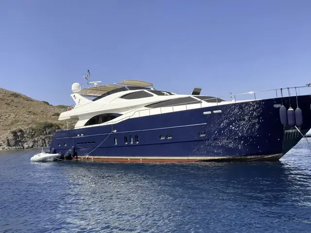 Custom 28M