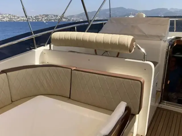 Custom 28M