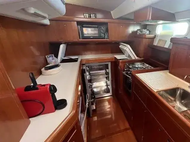 Beneteau Oceanis 57