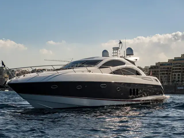 Sunseeker Predator 62