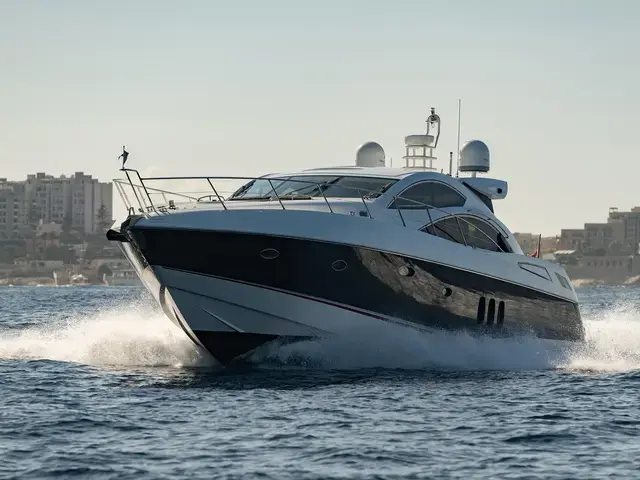 Sunseeker Predator 62