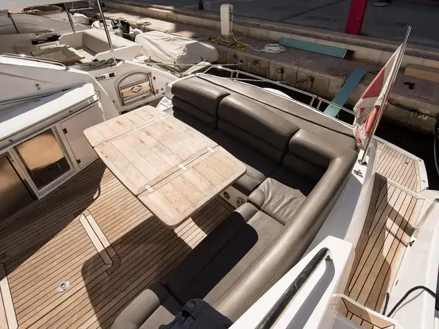 Sunseeker Predator 62