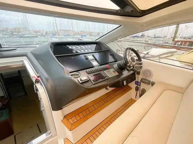 Sunseeker Predator 60