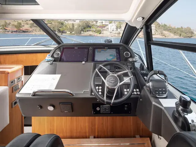 Sunseeker Predator 57