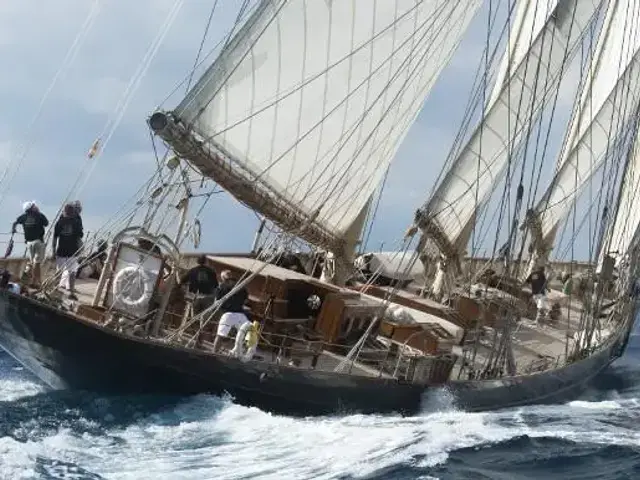 Custom Van Der Graaf BV Schooner