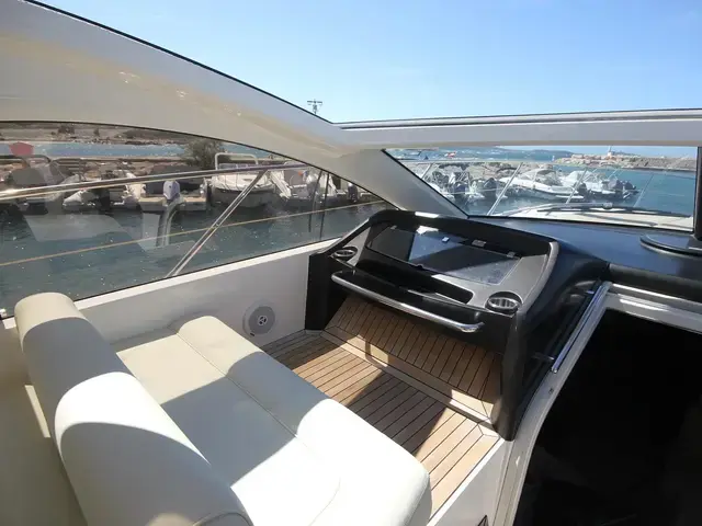 Sunseeker Portofino 48