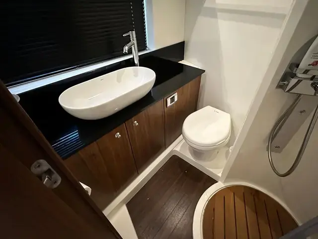 Sunseeker Portofino 48