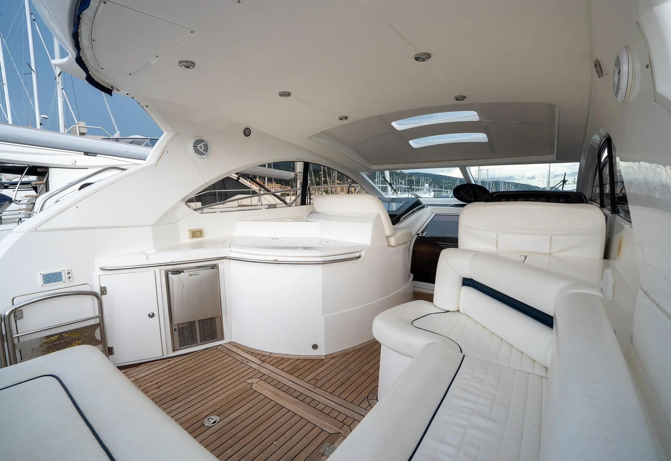 2007 Sunseeker portofino 47