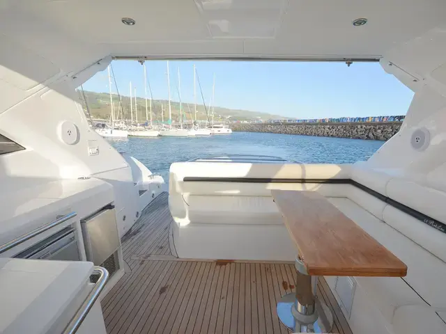 Sunseeker Portofino 48