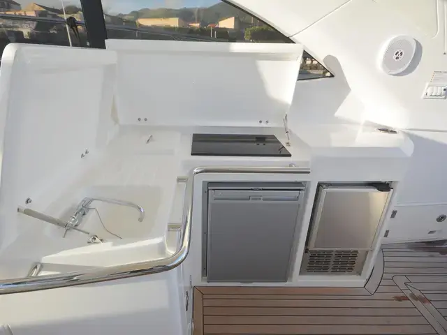 Sunseeker Portofino 48