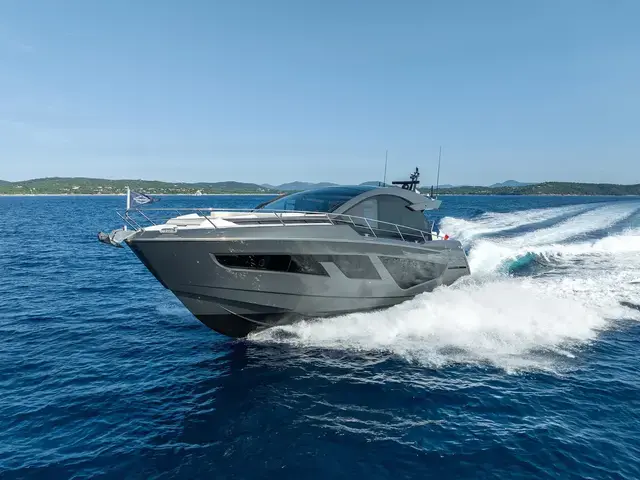 Sunseeker Predator 65