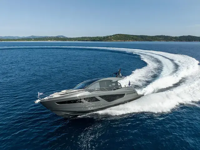 Sunseeker Predator 65