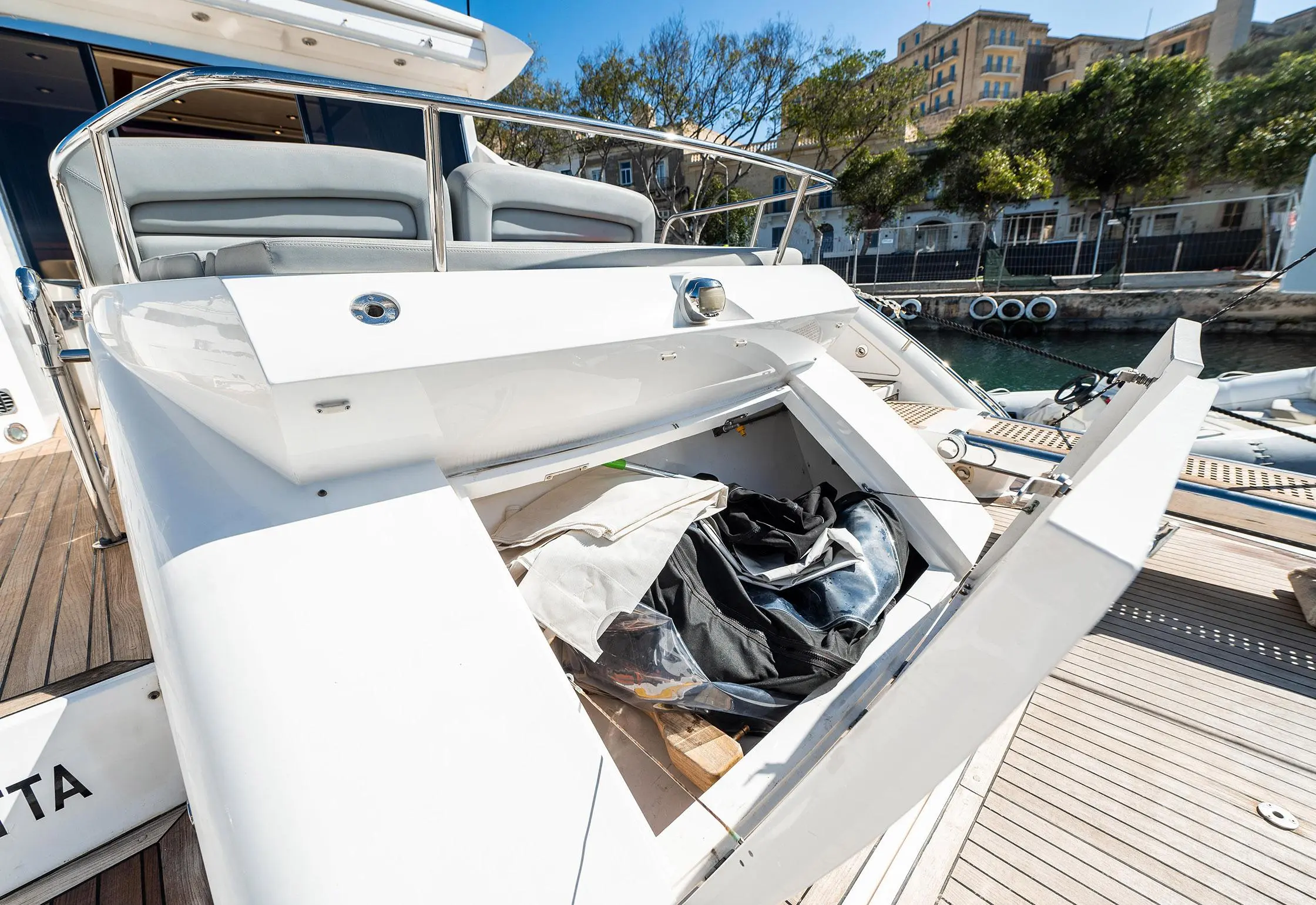 2009 Sunseeker predator 52