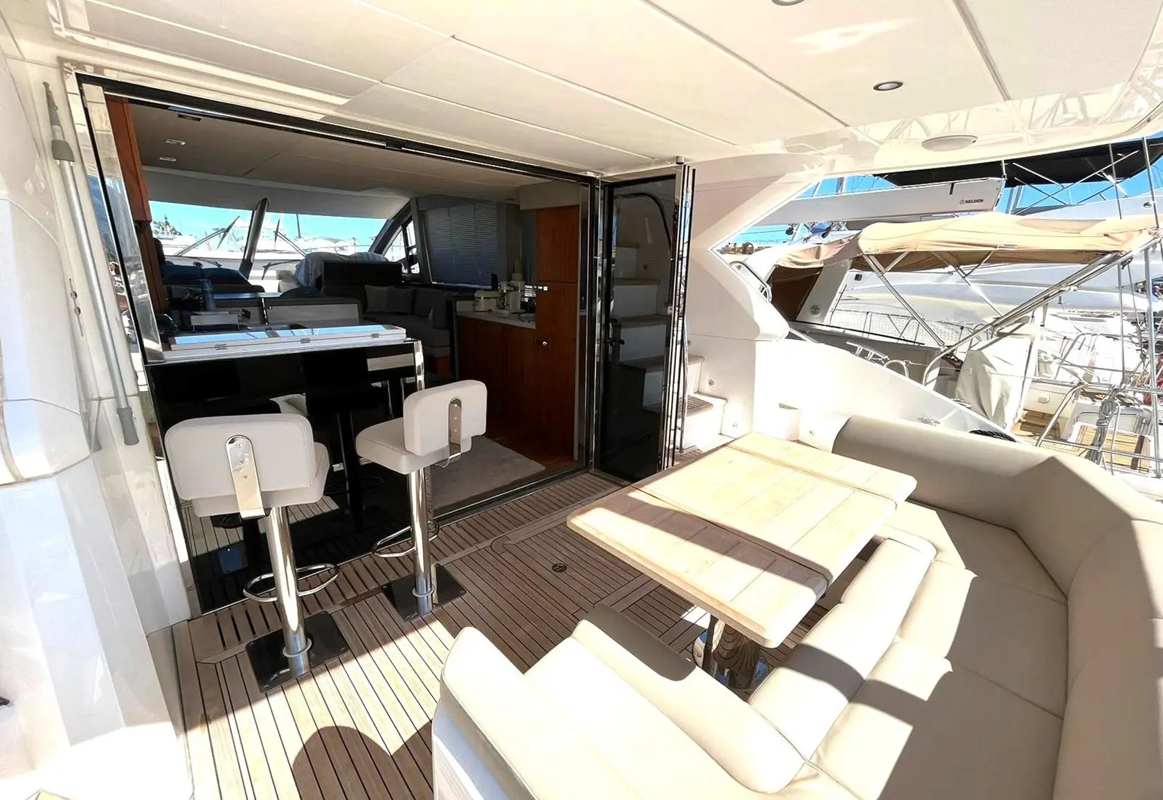 2019 Sunseeker manhattan 52