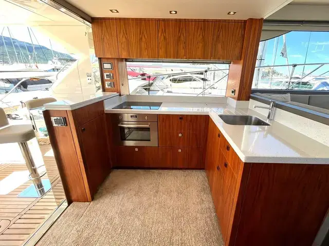 Sunseeker Manhattan 52