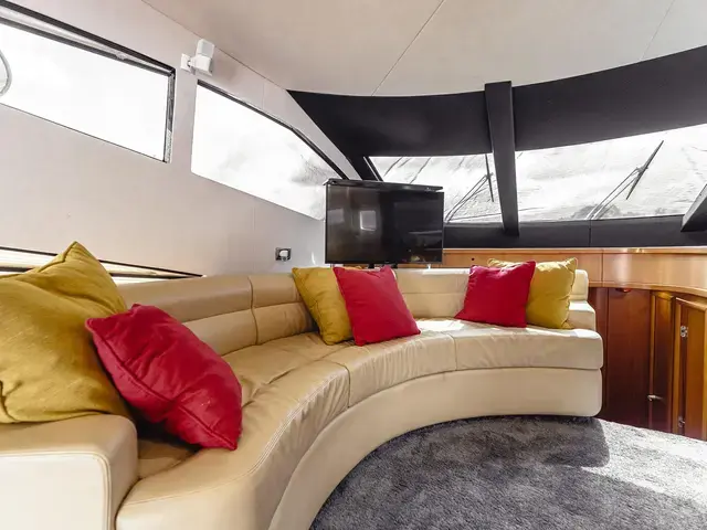 Sunseeker Manhattan 66