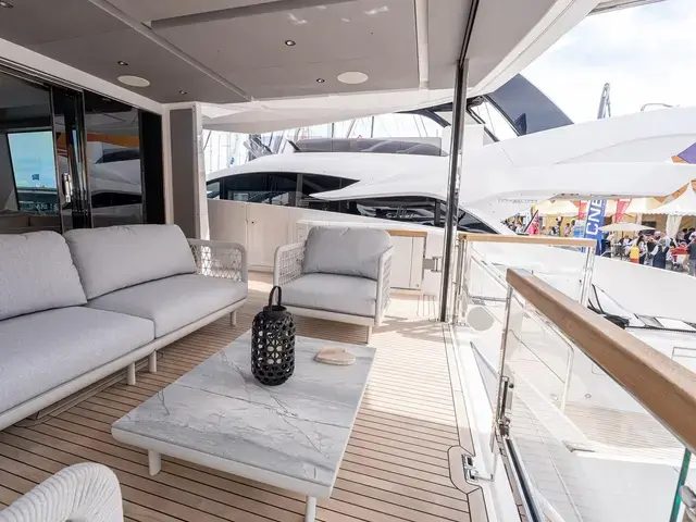 Sunseeker Ocean 182