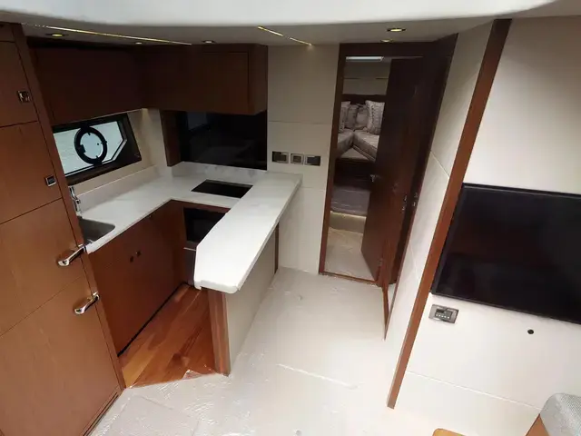 Sunseeker Predator 50