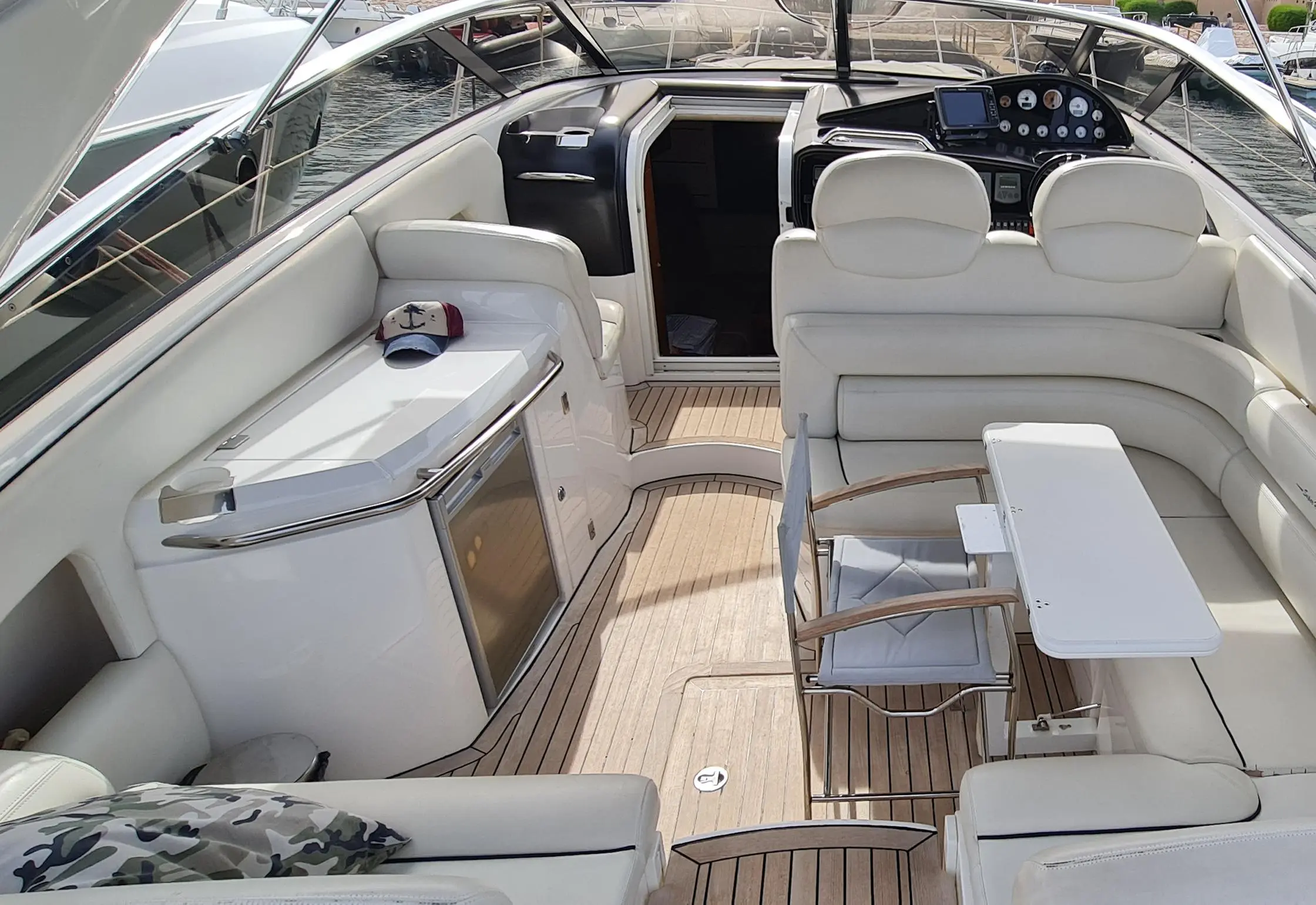 2008 Sunseeker superhawk 43