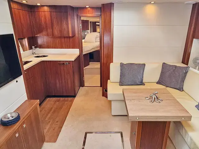 Sunseeker Portofino 48