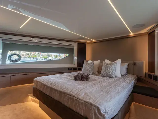 Sunseeker Ocean 182