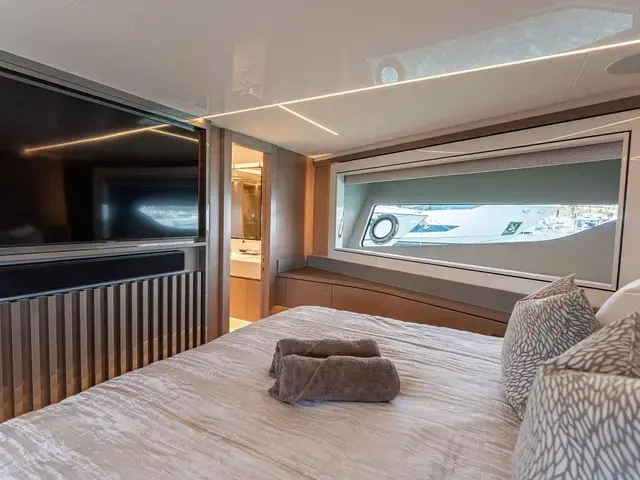 Sunseeker Ocean 182