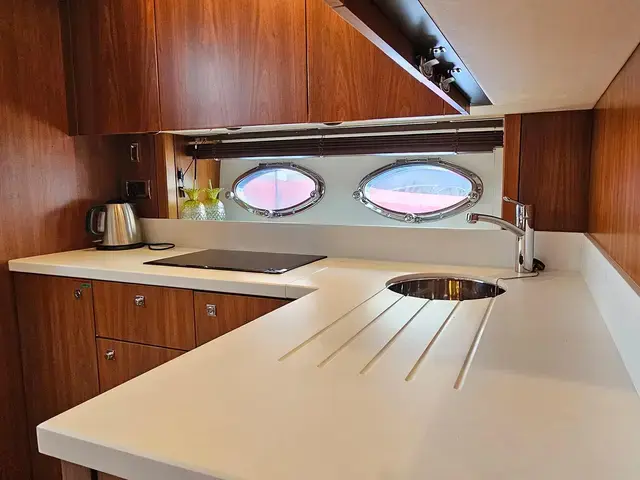 Sunseeker Portofino 48