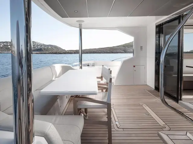 Sunseeker Manhattan 68