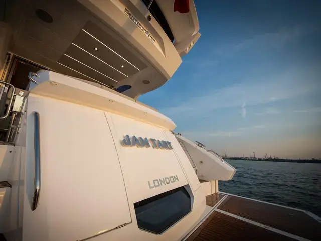 Sunseeker Manhattan 52