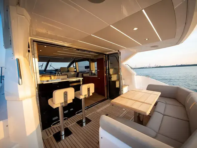 Sunseeker Manhattan 52