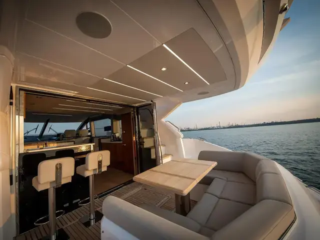 Sunseeker Manhattan 52