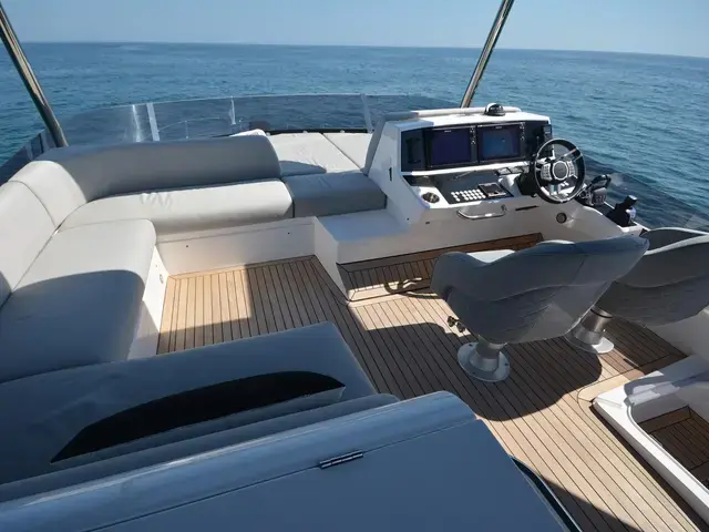 Sunseeker Manhattan 55