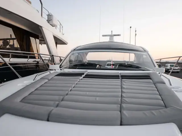 Sunseeker San Remo