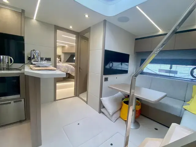 Sunseeker Predator 50