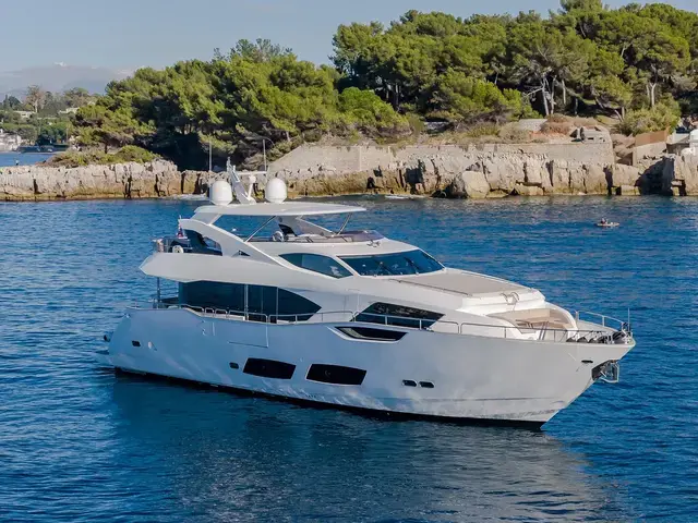 Sunseeker Yacht 95