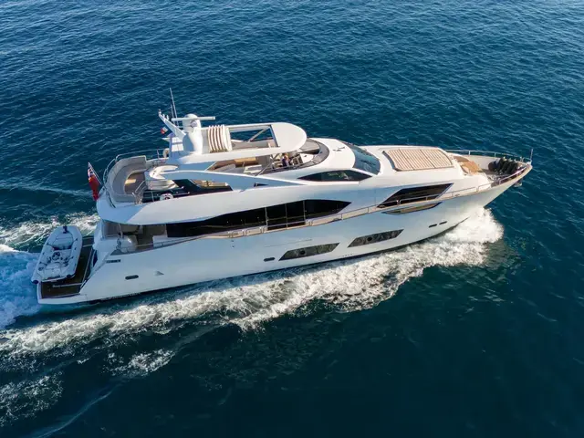 Sunseeker Yacht 95