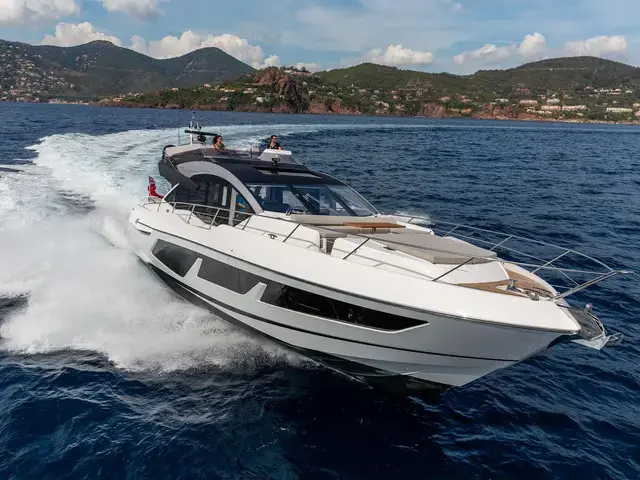 Sunseeker Sport Yacht 74