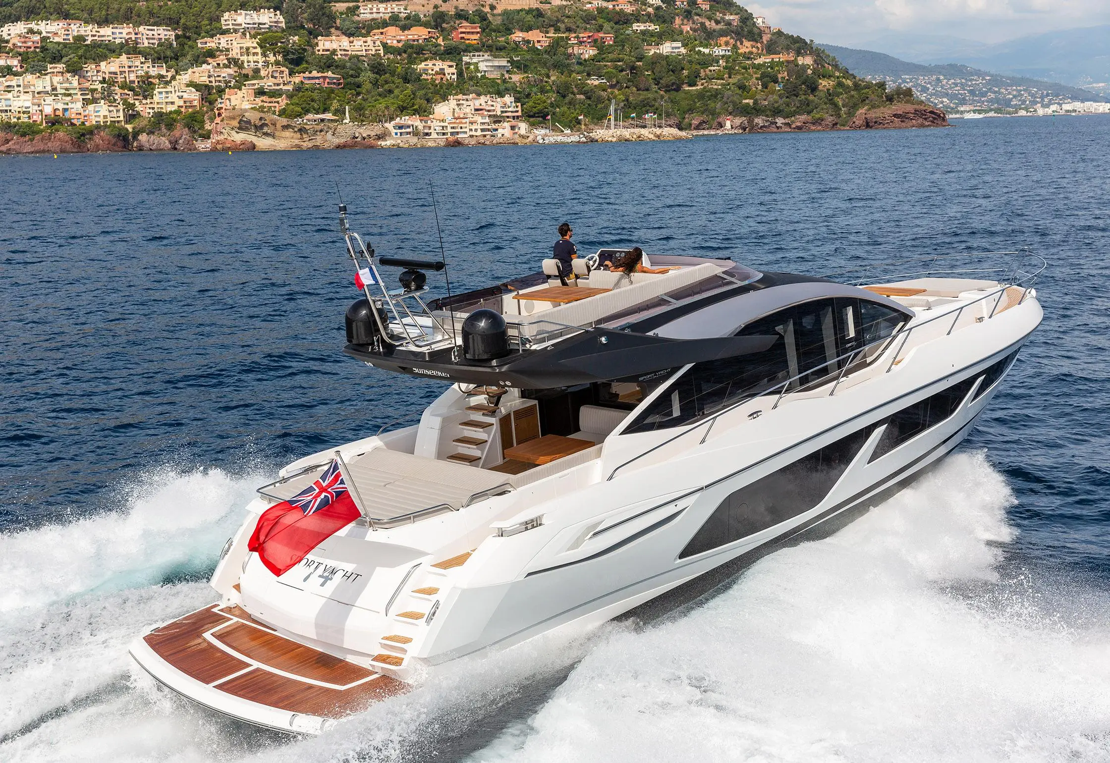 2019 Sunseeker sport yacht 74