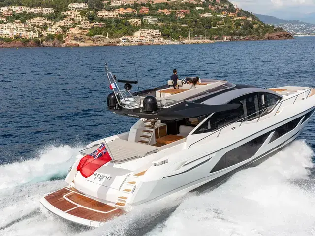 Sunseeker Sport Yacht 74