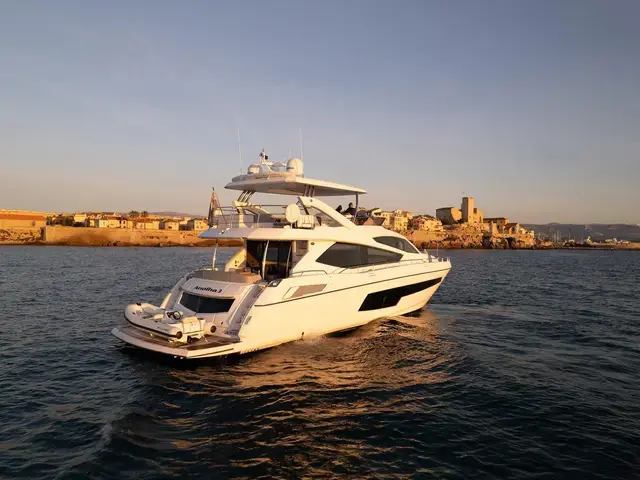 Sunseeker Yacht 75