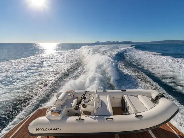 Sunseeker Yacht 95