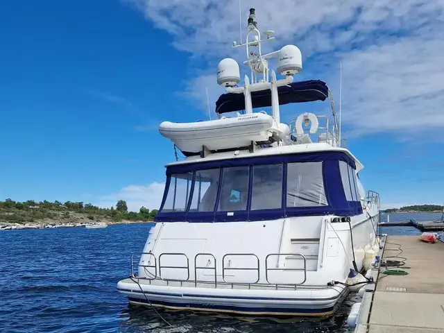 Fairline Squadron 68