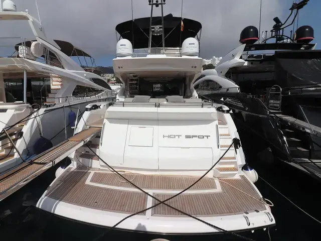 Sunseeker Sport Yacht 74