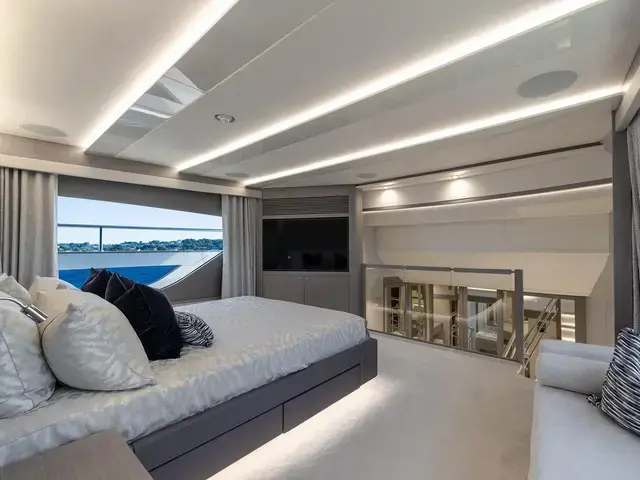 Sunseeker Yacht 95